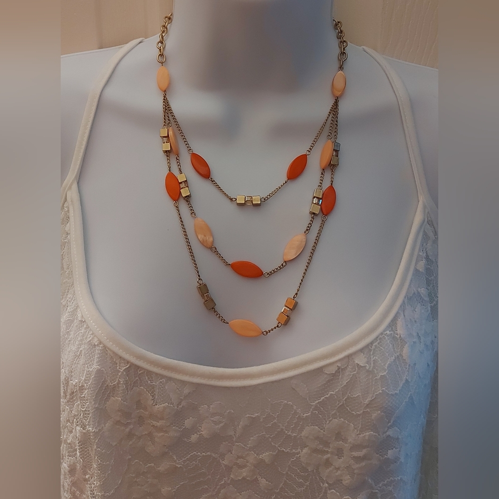 Kenneth Cole NY  "Coral Canyon" Shell Necklace & Earrings